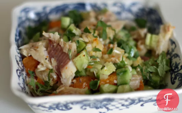 Salată de portocale de păstrăv afumat