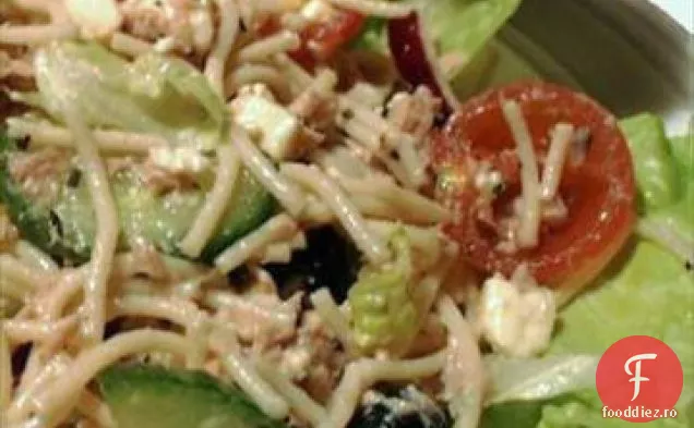 Salată De Paste Cu Ton Mediteranean