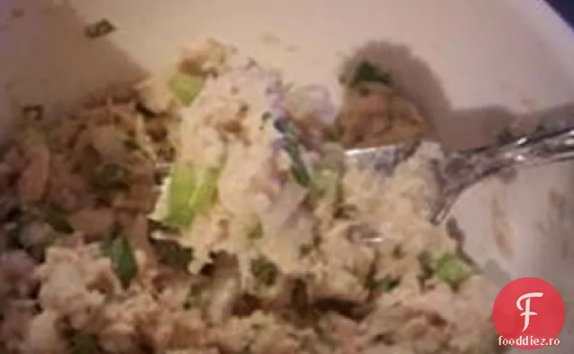 Salată Asiatică De Ton Picant