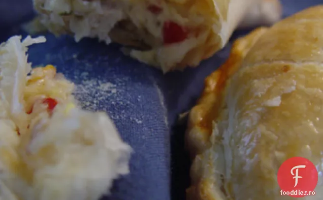 Empanadillas de ton și brânză de capră