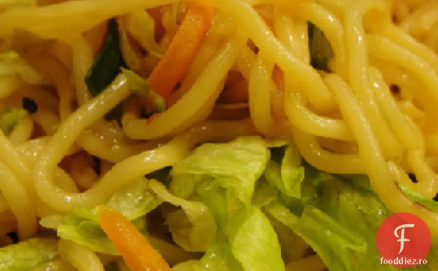 Salată Rece De Tăiței Udon