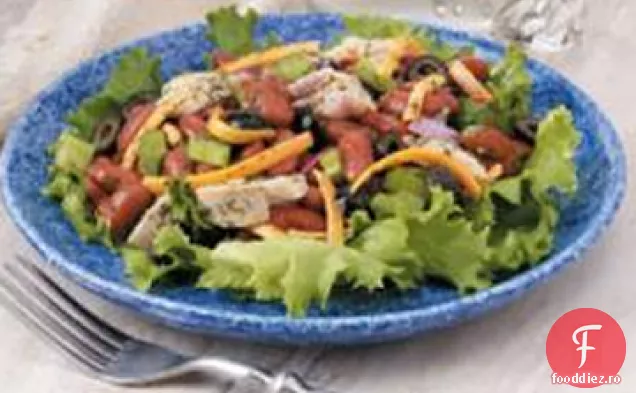 Salată De Ton Cu Fasole