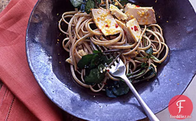 Linguine și ton cu sos picant de portocale