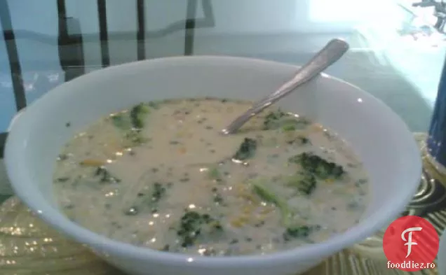 Chowder de ton, porumb și Broccoli