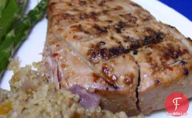 Fripturile de ton la grătar Bek glazurate cu ghimbir, tei și soia OAMC