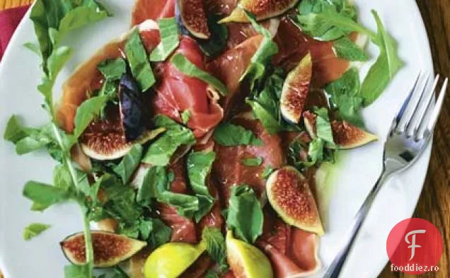 Fig și placă de Prosciutto