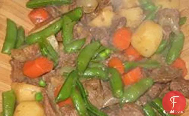 Nikujaga (carne și cartofi în stil japonez)