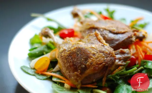 Salată crocantă de rață și Rucola de inspirație Thailandeză