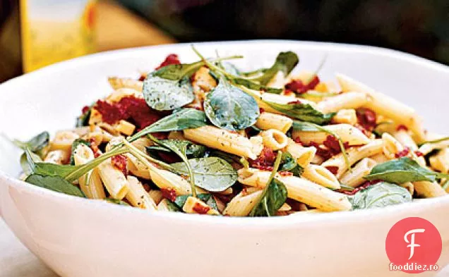Salată de Paste Gouda și Penne afumată
