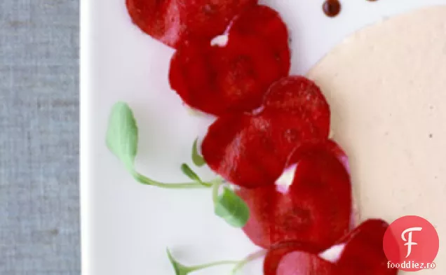 Ravioli de sfeclă cu nuci de pin 