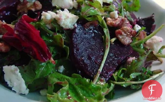 Salată De Sfeclă Prăjită Cu Vinetă Balsamică De Zmeură