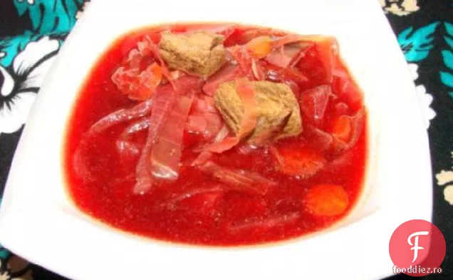 Supă de vită, sfeclă și varză (Crock Pot și Ww)