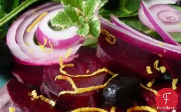Salată de sfeclă cu lămâie, coriandru și mentă