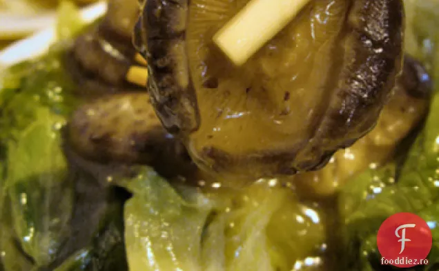 Verdeață prăjită cu carne de porc, Shiitakes și sos de fasole neagră