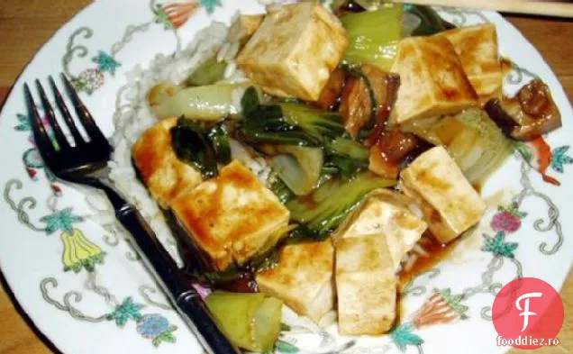 Legume aburite cu sos aromat de tofu și stridii