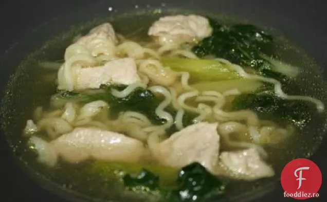 Supă De Porc Lo-Mein