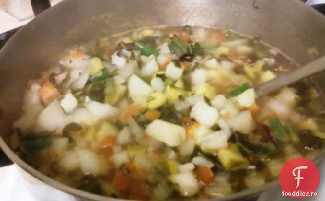 Sinigang Vegetarian (Tamarind filipinez sau supă acră)