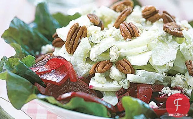 Salată de mere și sfeclă