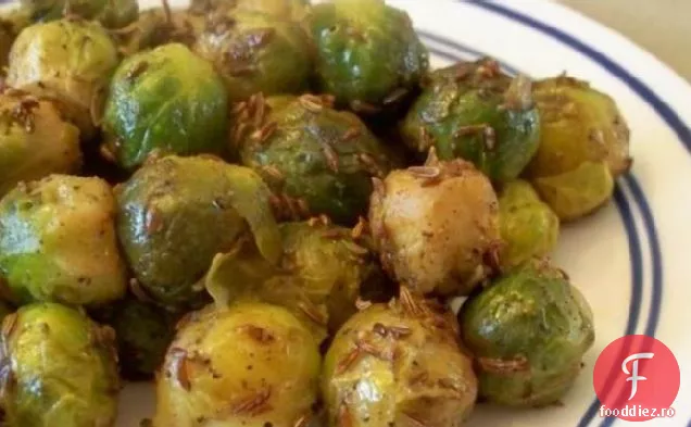 Varză de Bruxelles Panfried cu o nouă aromă
