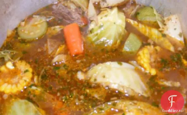 Caldo De Res (O Supă Mexicană De Carne De Vită-Legume)