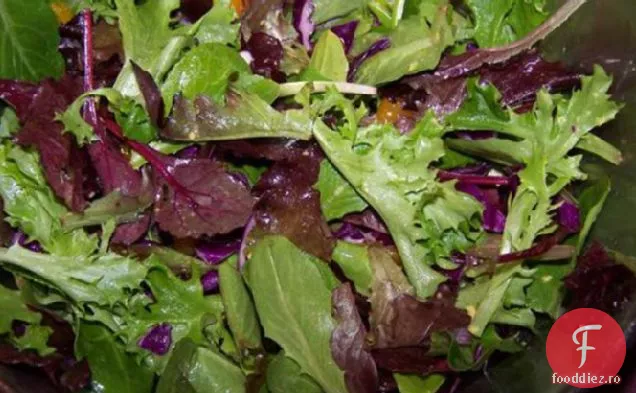 Salată mixtă verde și mandarină