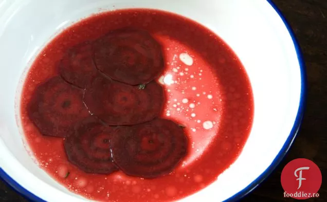 Salată Sănătoasă De Orz Perlat Și Sfeclă Roșie