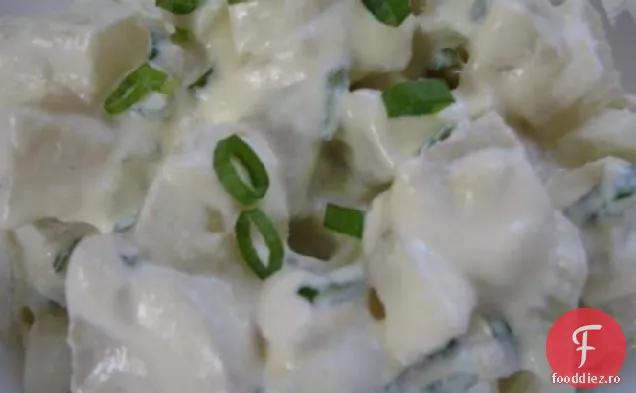 Salată Cremoasă De Kohlrabi