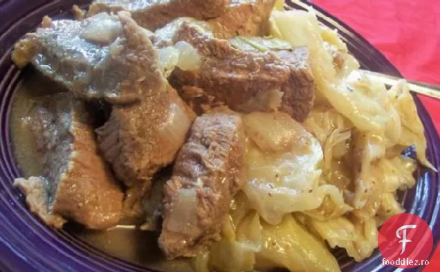 Carne de vită și varză în stil olandez (Crock Pot)