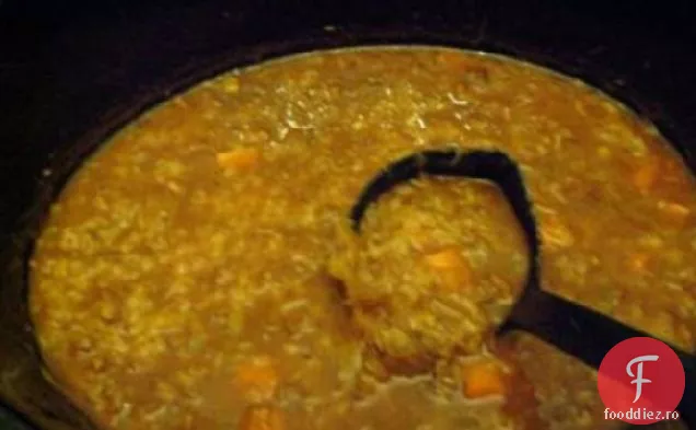 Supă picantă de carne de vită și legume