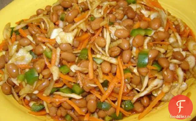 Salată De Legume Cu Fasole La Cuptor