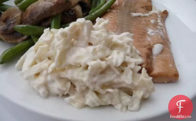 Salata de varză caldă (sau rece) accidentală cu conținut scăzut de grăsimi Saya