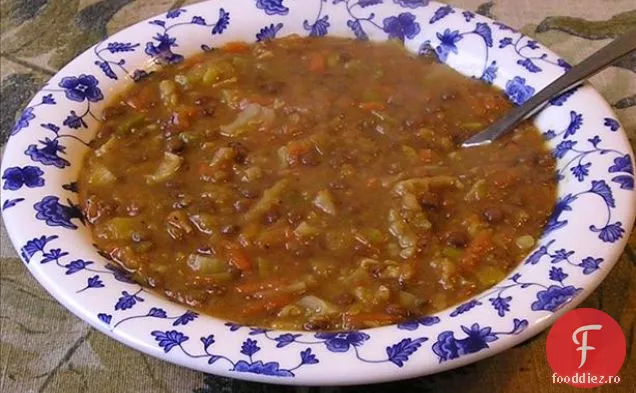Salată De Pui Thailandeză