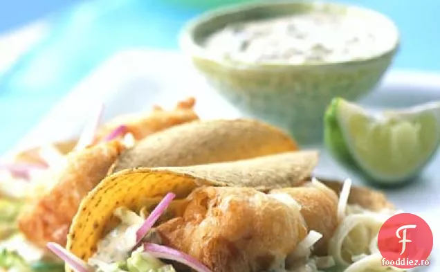Tacos de pește bătut cu bere cu sos Baja