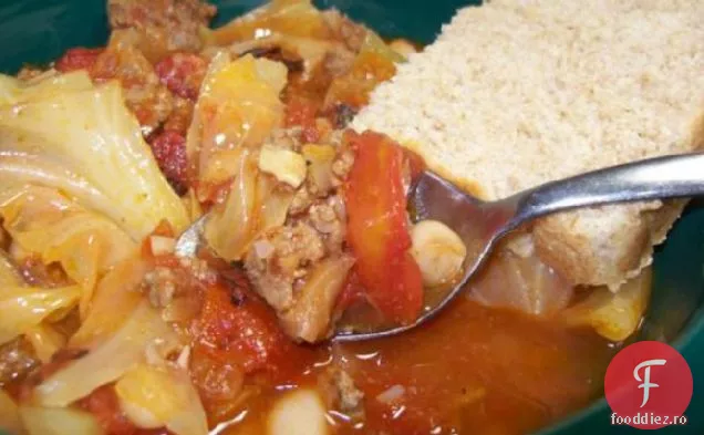 Supă de varză (cu carne de vită și fasole)