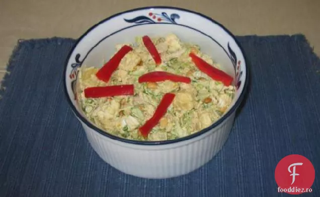 Salată de Curry de pui și fructe