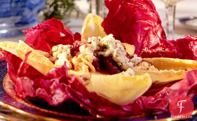 Salată de sfeclă, mere și nuci