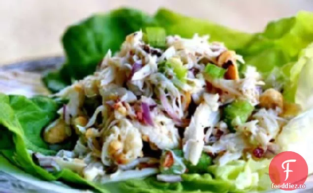 Salată de Crab cu pere și alune
