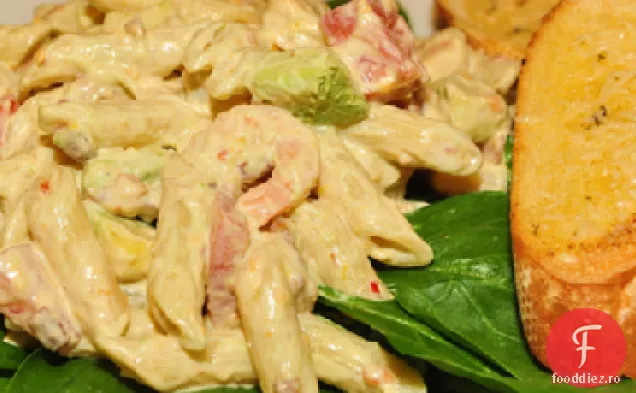 Salată De Paste Cu Fructe Și Nuci