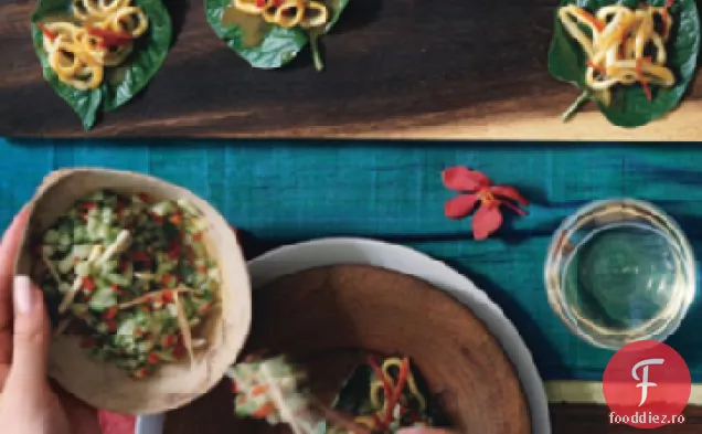 Împachetări cu frunze de Betel cu calmar curry și gust de castraveți