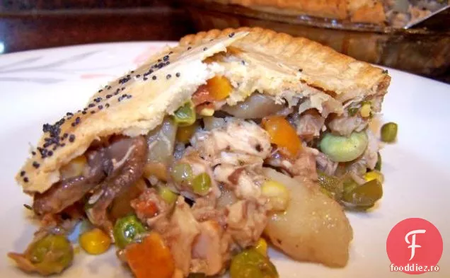 Salată De Pui De Fermă De Castraveți