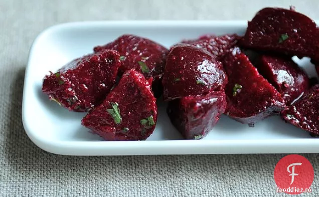 Salată De Sfeclă Și Ierburi