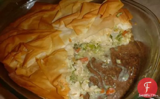 Plăcintă Cu Oală De Pui Cu Grăsime Inferioară Cu Phyllo