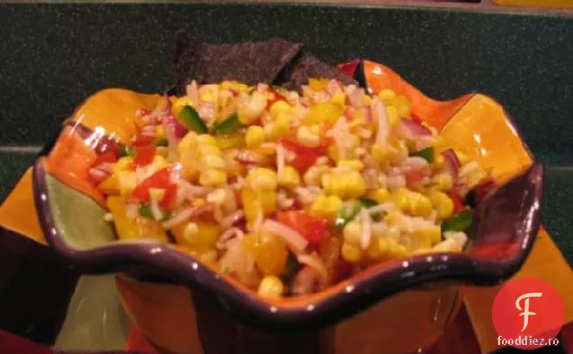 Salată de porumb și legume cu pansament picant de var