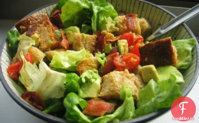 salată blt și avocado