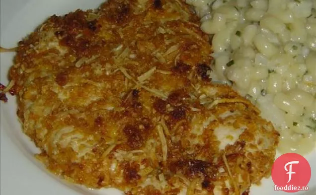 Ardei și fasole neagră pe un pat de fâșii crocante de Tortilla