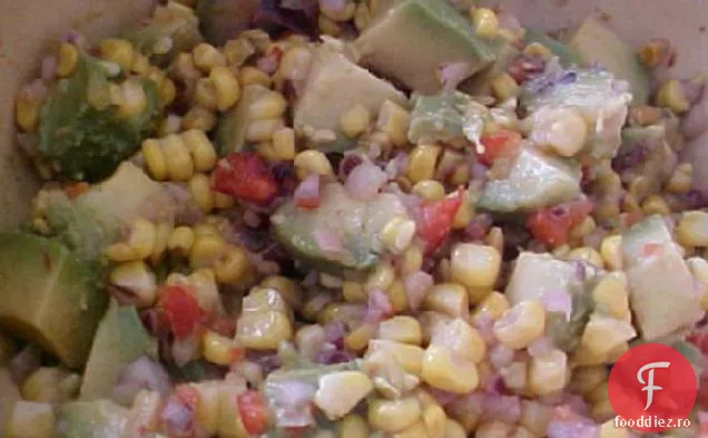 Salată De Porumb Cu Avocado