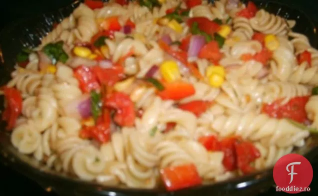 Salată de paste și nuci de pin - cu opțiune fără Gluten