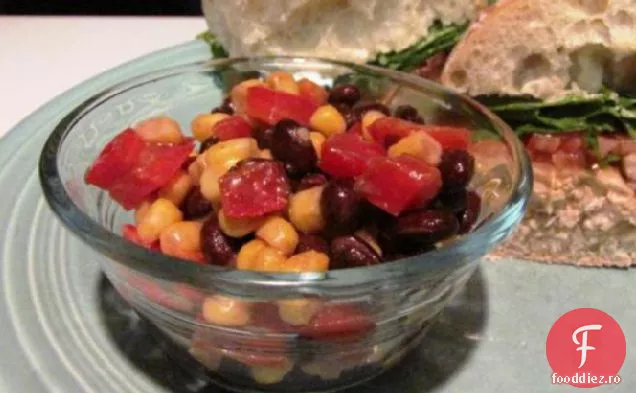 Salata de fasole neagră și porumb a lui Rachael Ray