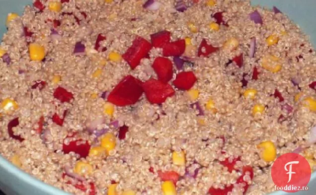 Salată De Quinoa