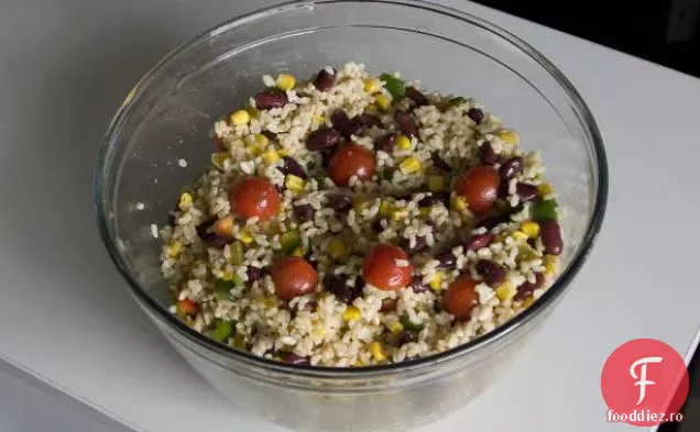 Salată de Avocado și fasole neagră